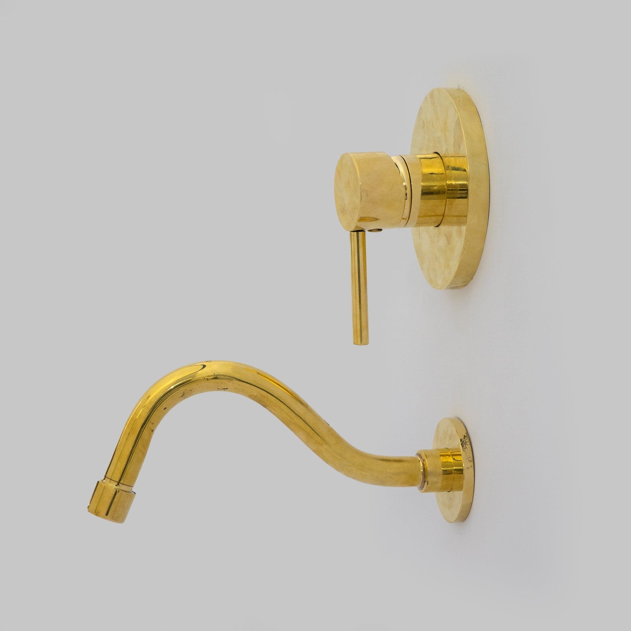 Antique Brass Tub Filler, Wall Mount Solid Brass Tub Faucet