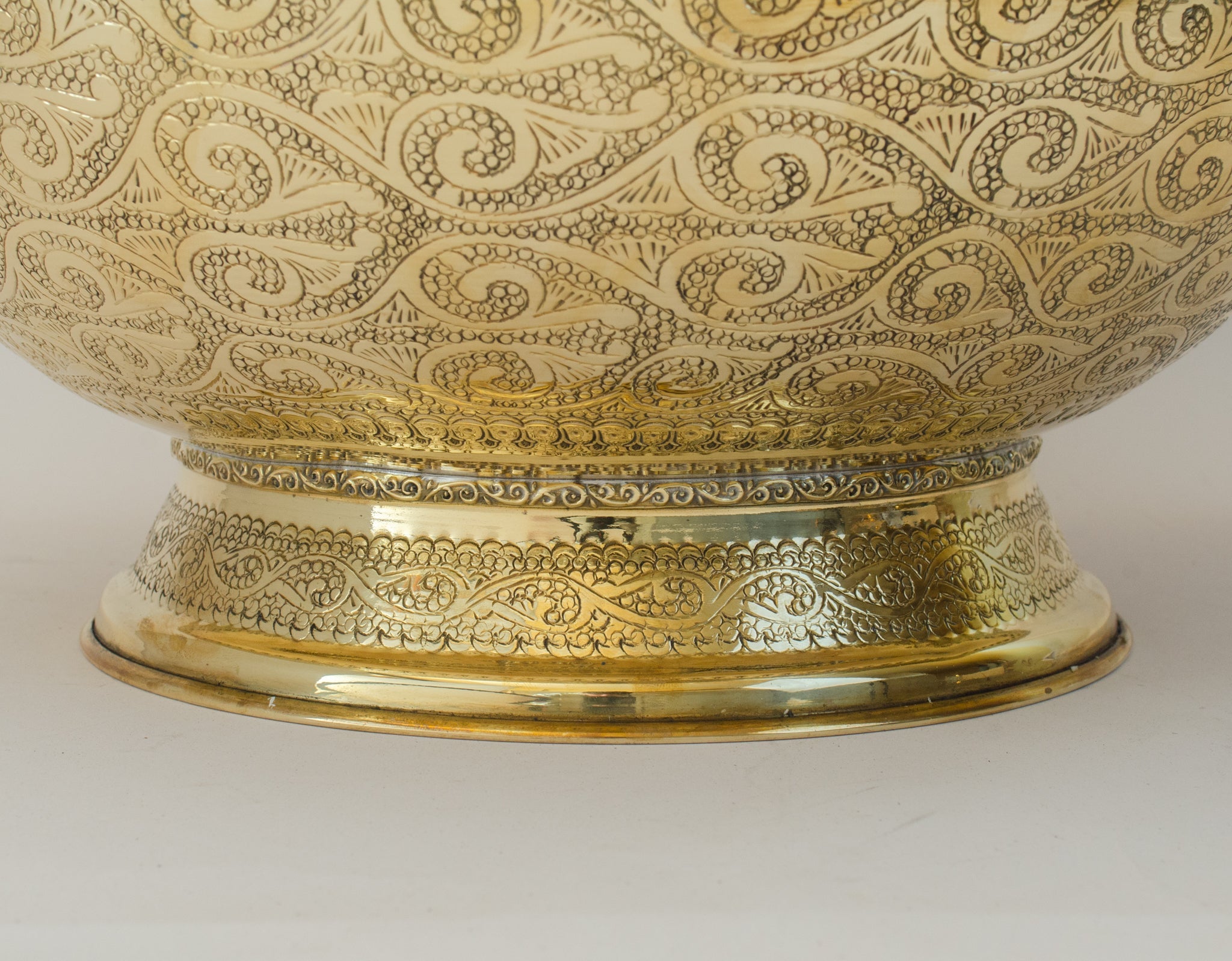 Antique Brass Bowl Vessel Sink Engraved Bathroom Vanity Basin, Gold Vintage Engraved Sink alternate view 3