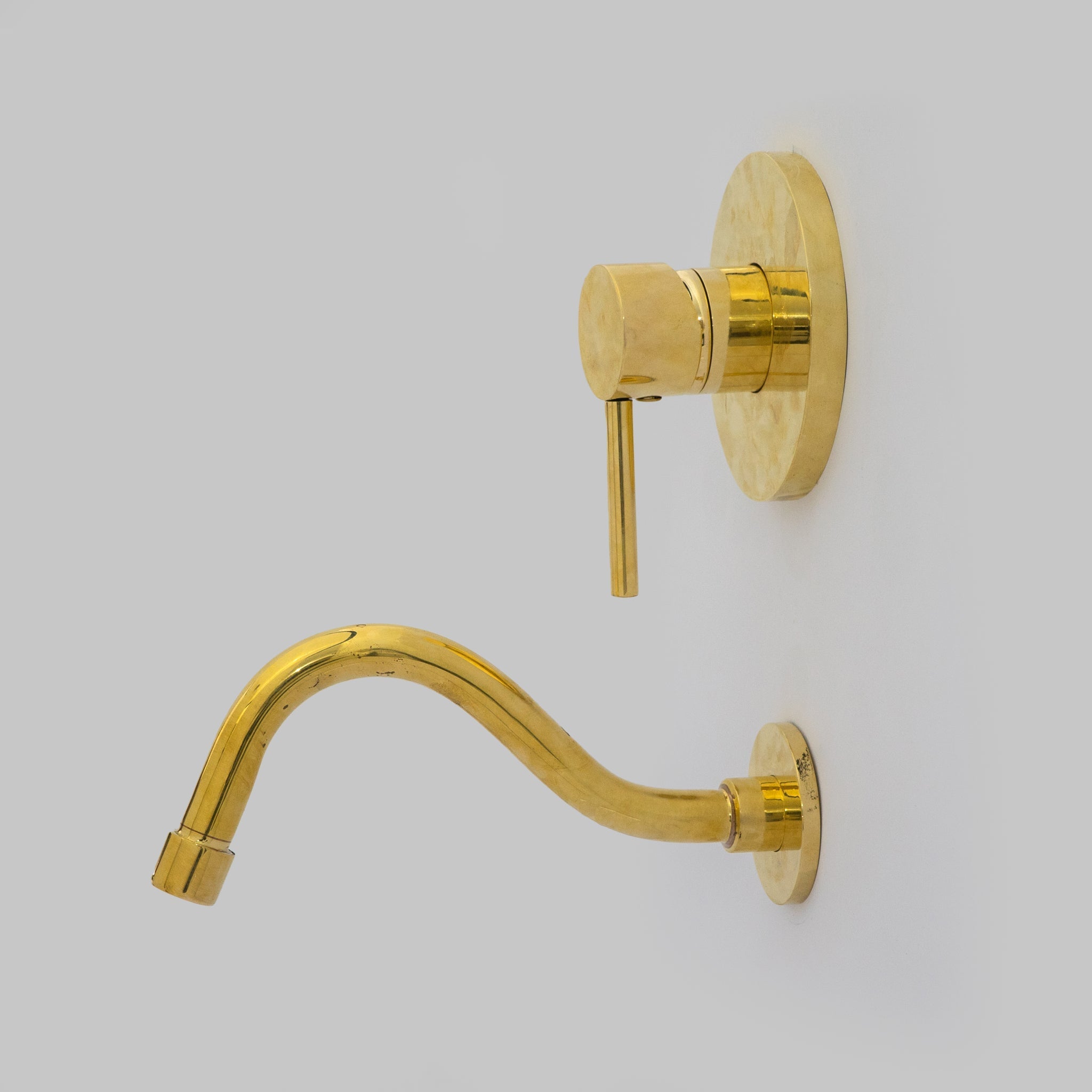 Antique Brass Tub Filler, Wall Mount Solid Brass Tub Faucet