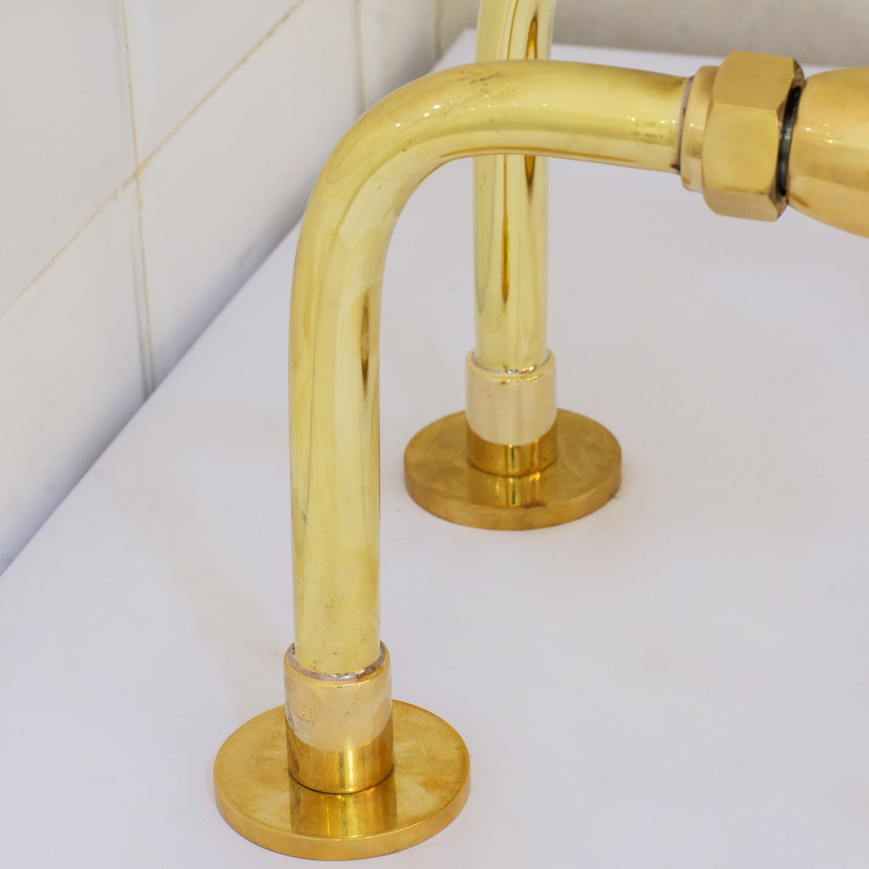 Brass Telephone Tub Filler With Handheld Shower, Deck Mount Tub Filler Handshower, Brass Tub Faucet, 3-Handle Telephone Faucet alternate view 7