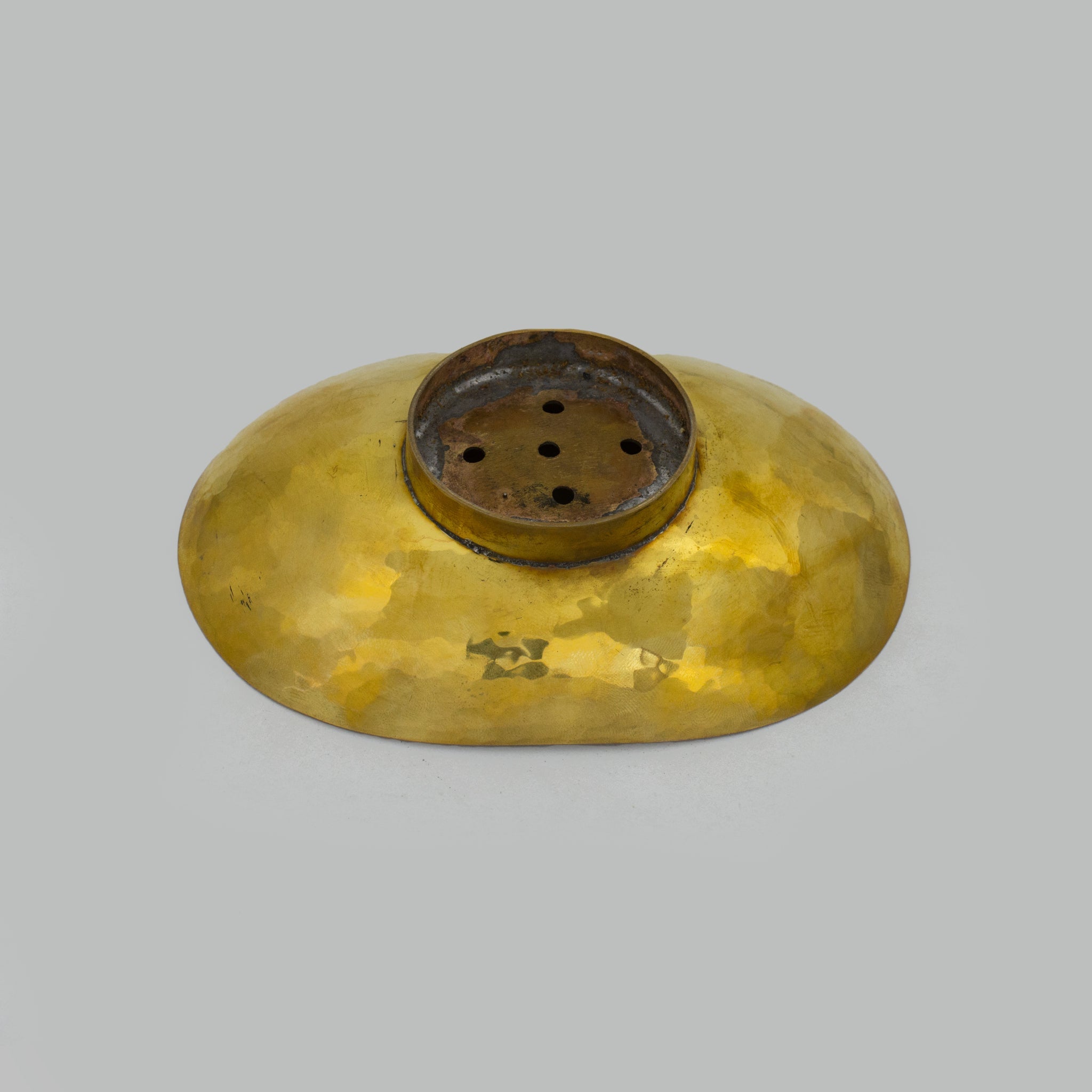 Handcrafted Unlacquered Brass Self Draining Soap Dish, Bar Soap Tray, Countertop Soap Holder, Soap Caddy, Soap Plate Dish alternate view 9