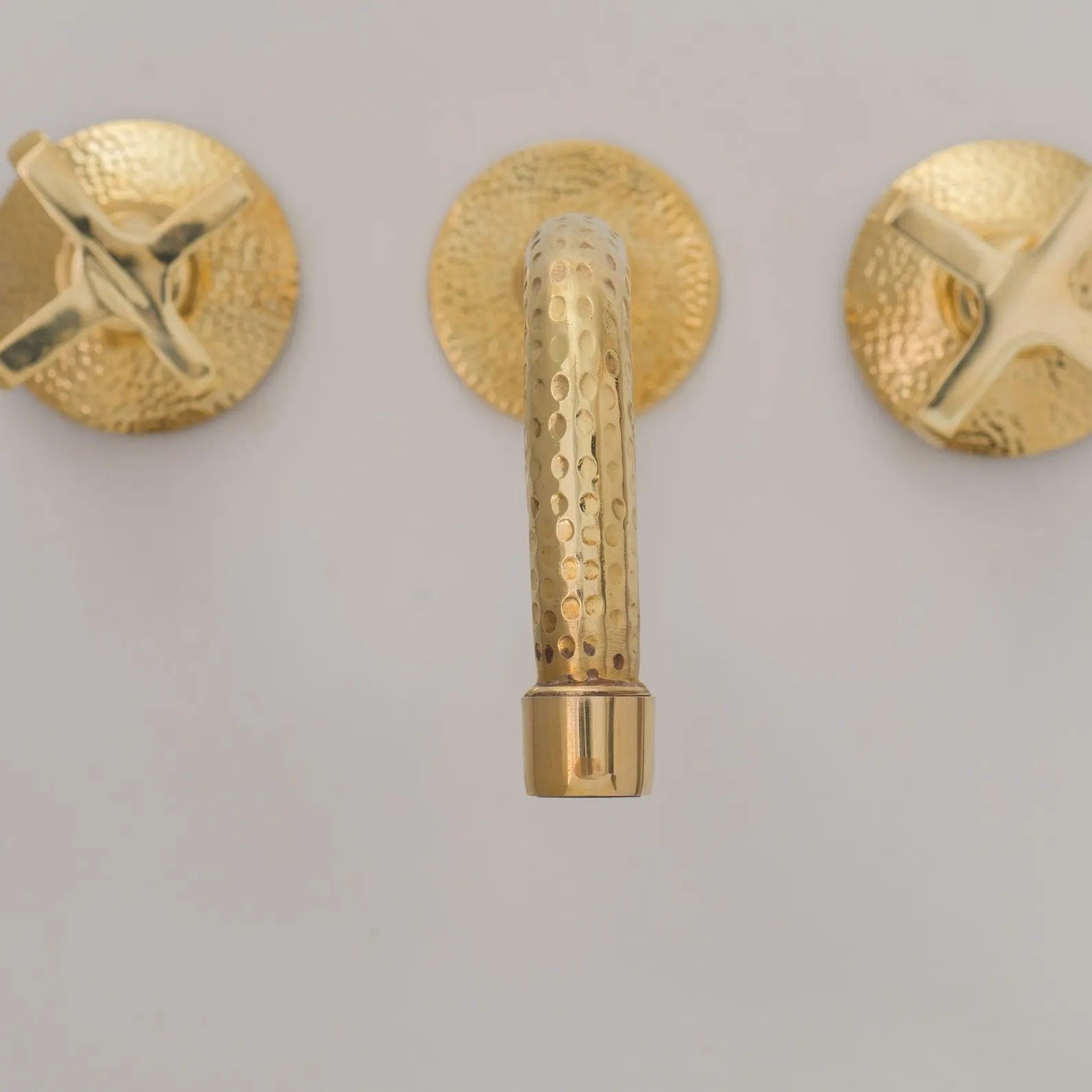 Heritage - Unlacquered Brass 3 Holes Bath Wall Mount Faucet alternate view 5