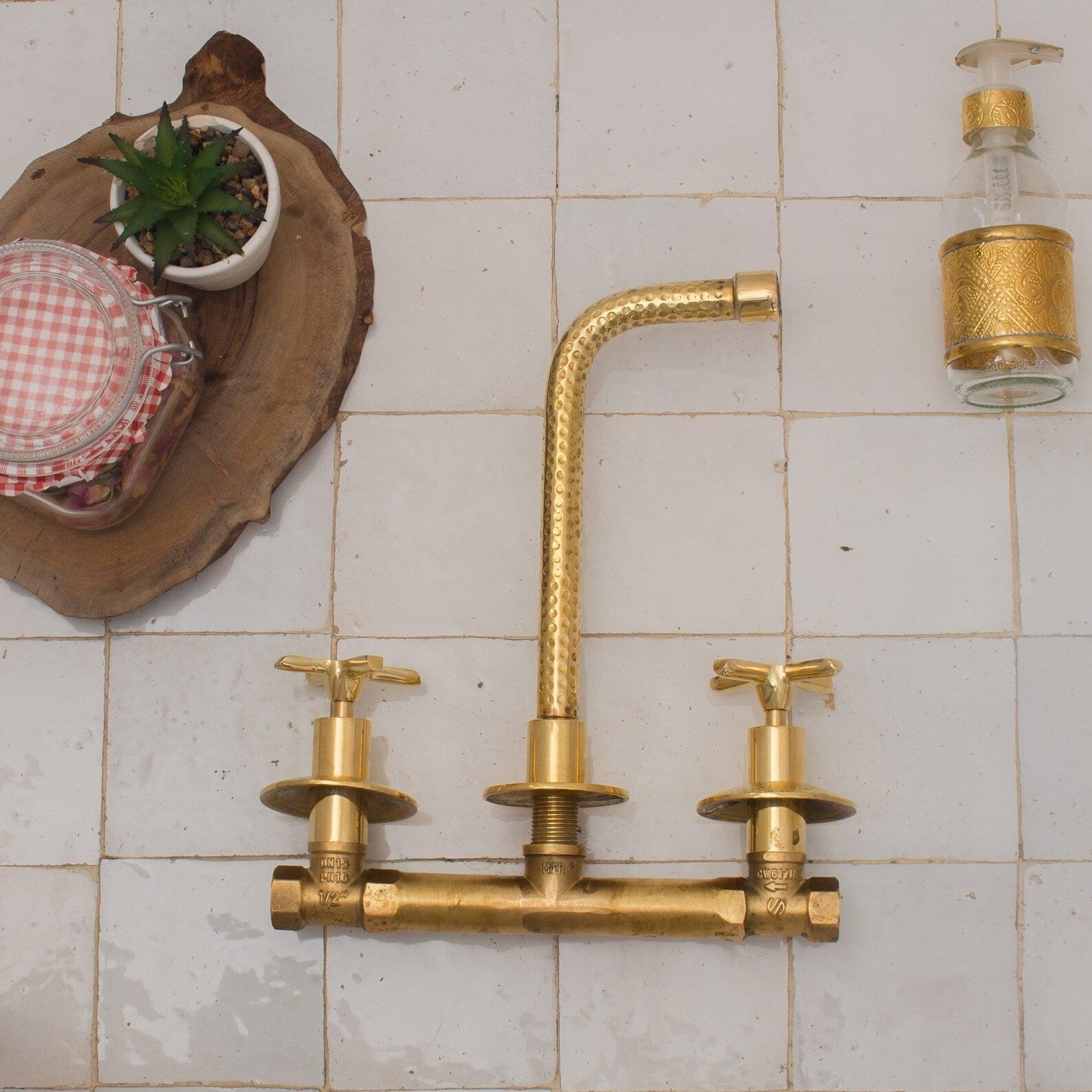 Heritage - Unlacquered Brass 3 Holes Bath Wall Mount Faucet alternate view 2