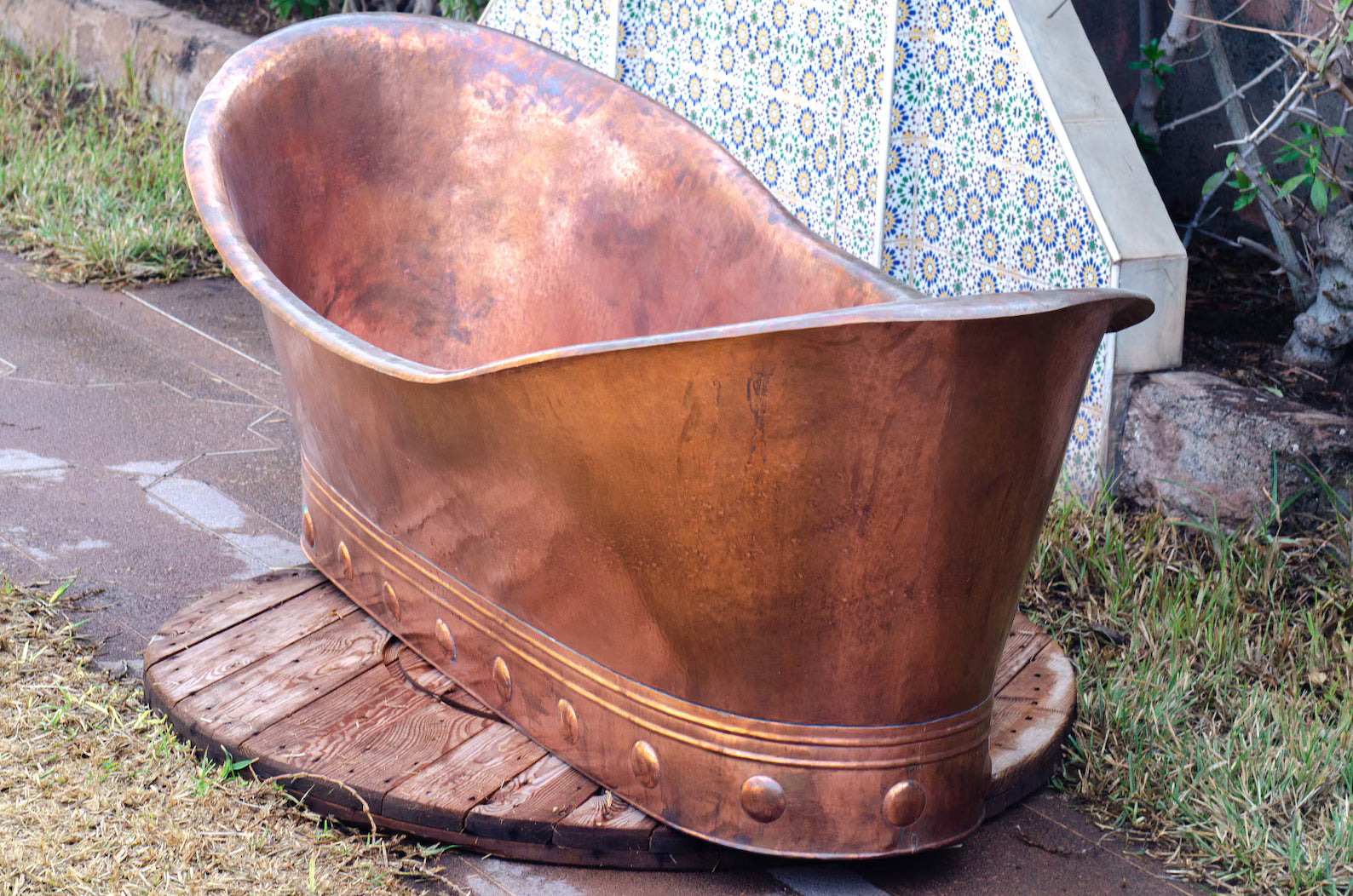 Solid Copper Bathtub | Vintage Freestanding Hammered Tub | Customized Tub alternate view 3
