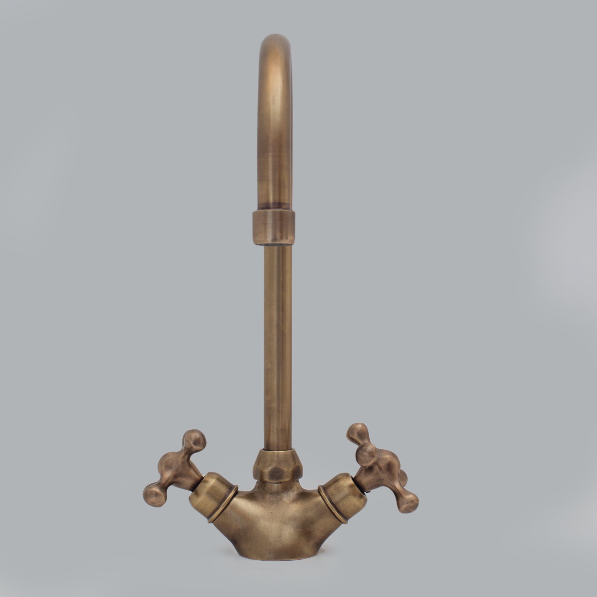 Oil Rubbed Bronze Single Hole Faucet, Antique Bronze Bathroom Sink Faucet alternate view 4