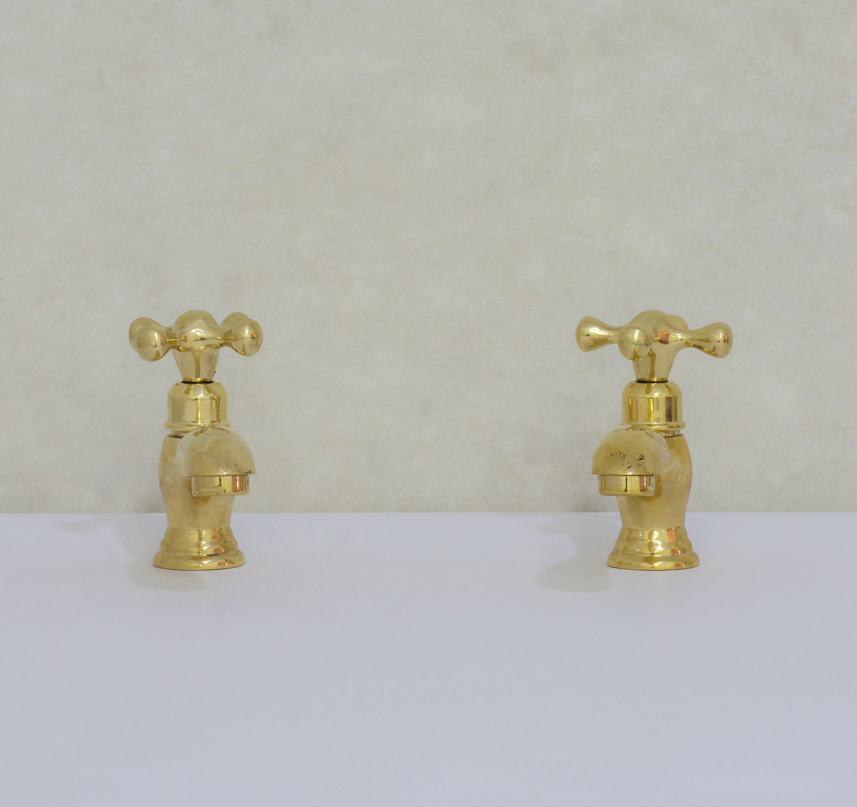 Single Hole Brass Bathroom Faucet – Brass Single Hole Bathroom Faucet alternate view 9