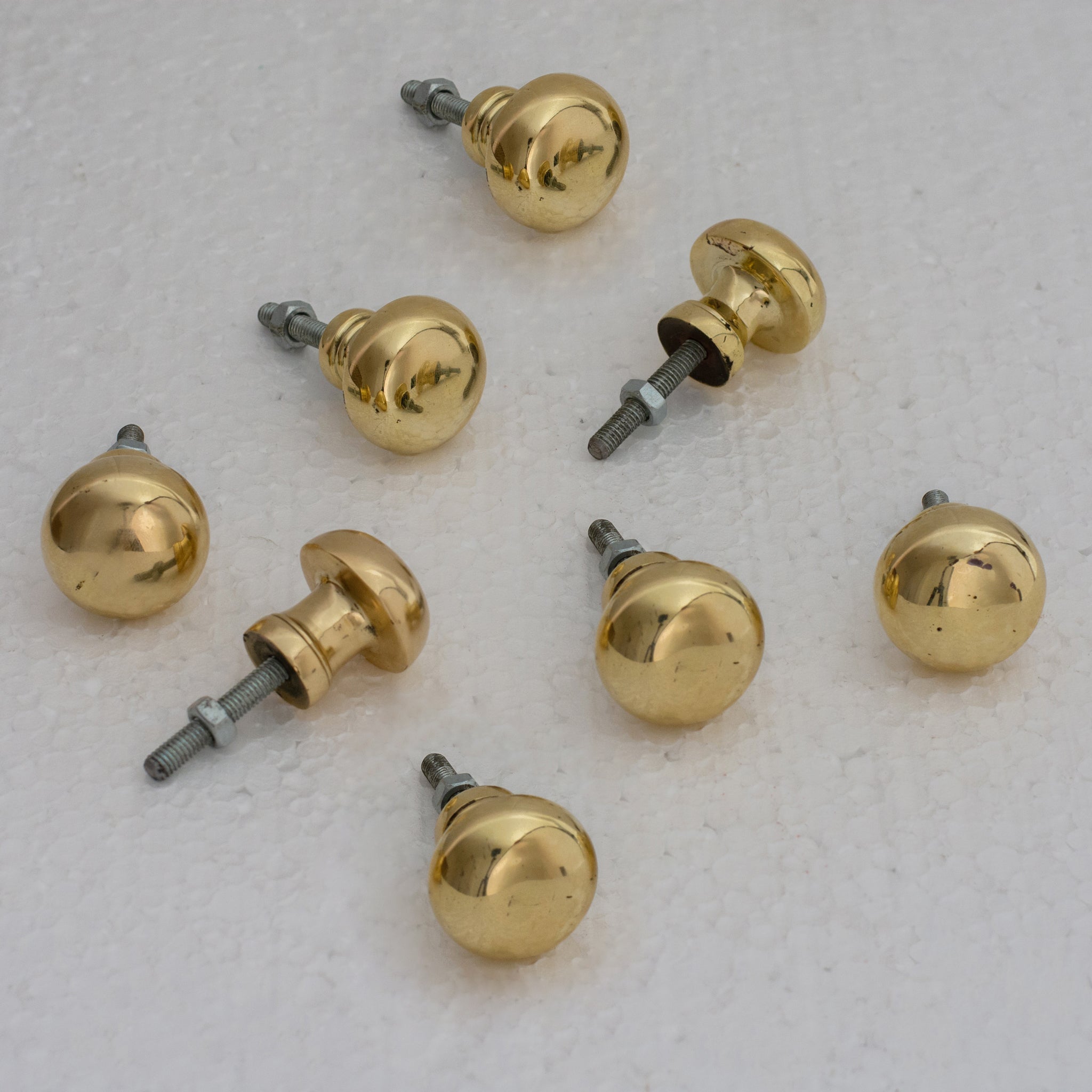 Smooth Heavy-Duty Unlacquered Brass Round Cabinet Knobs alternate view 10