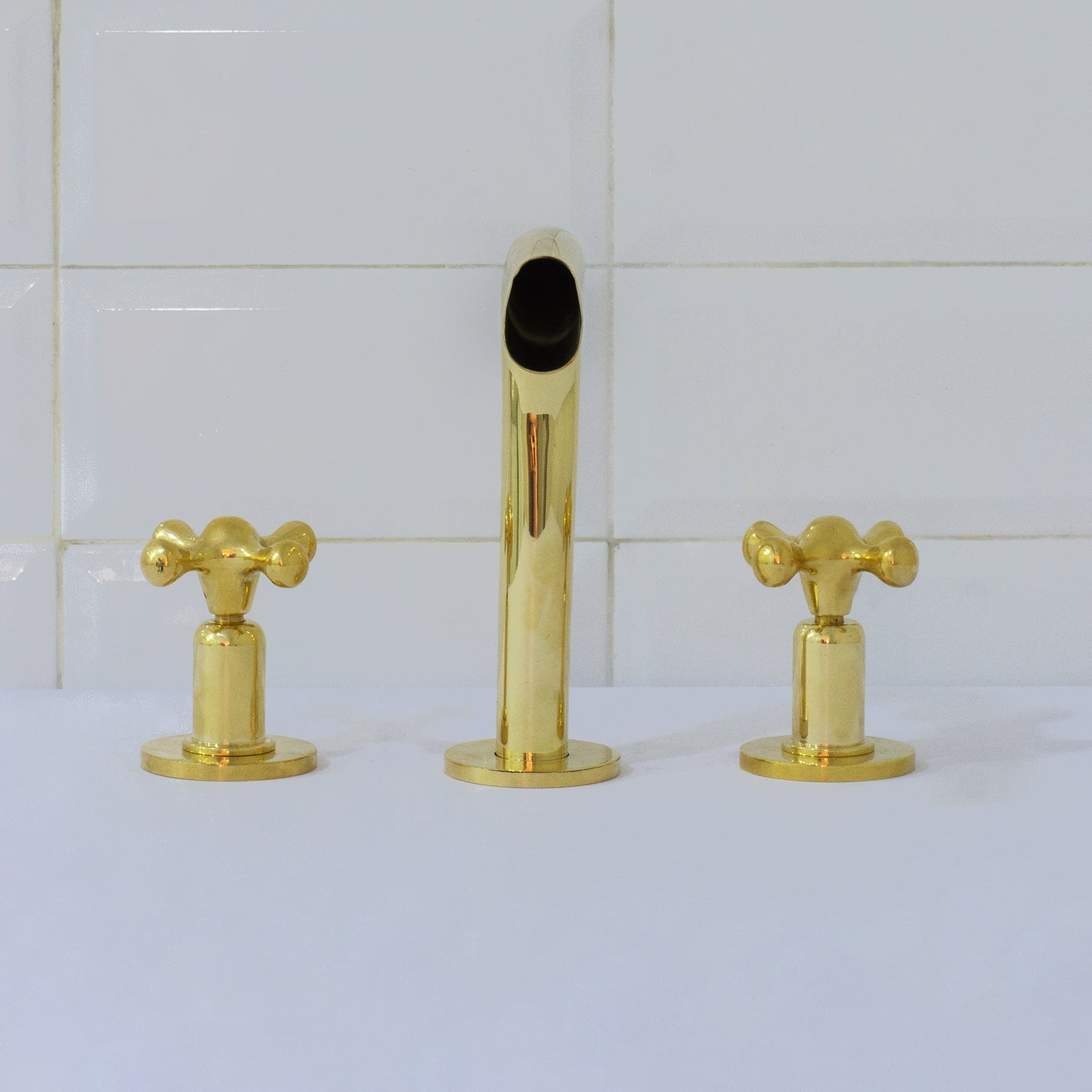 Unlacquered Brass 3-Hole Widespread Faucet, Deck Mount Bathroom Waterfall Faucet alternate view 6