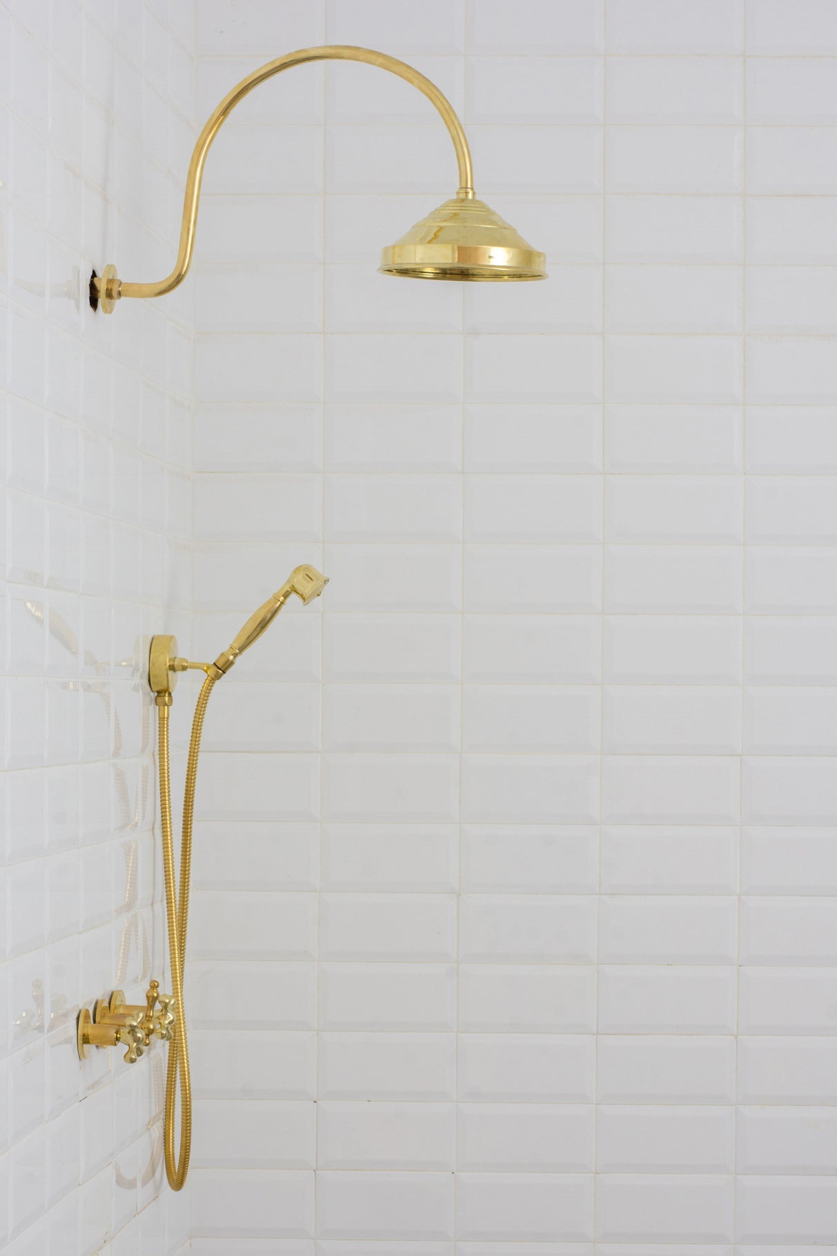 Unlacquered Brass Concealed Shower – Gooseneck Rainfall Arm with Handheld, 2-Outlet Shower System alternate view 8