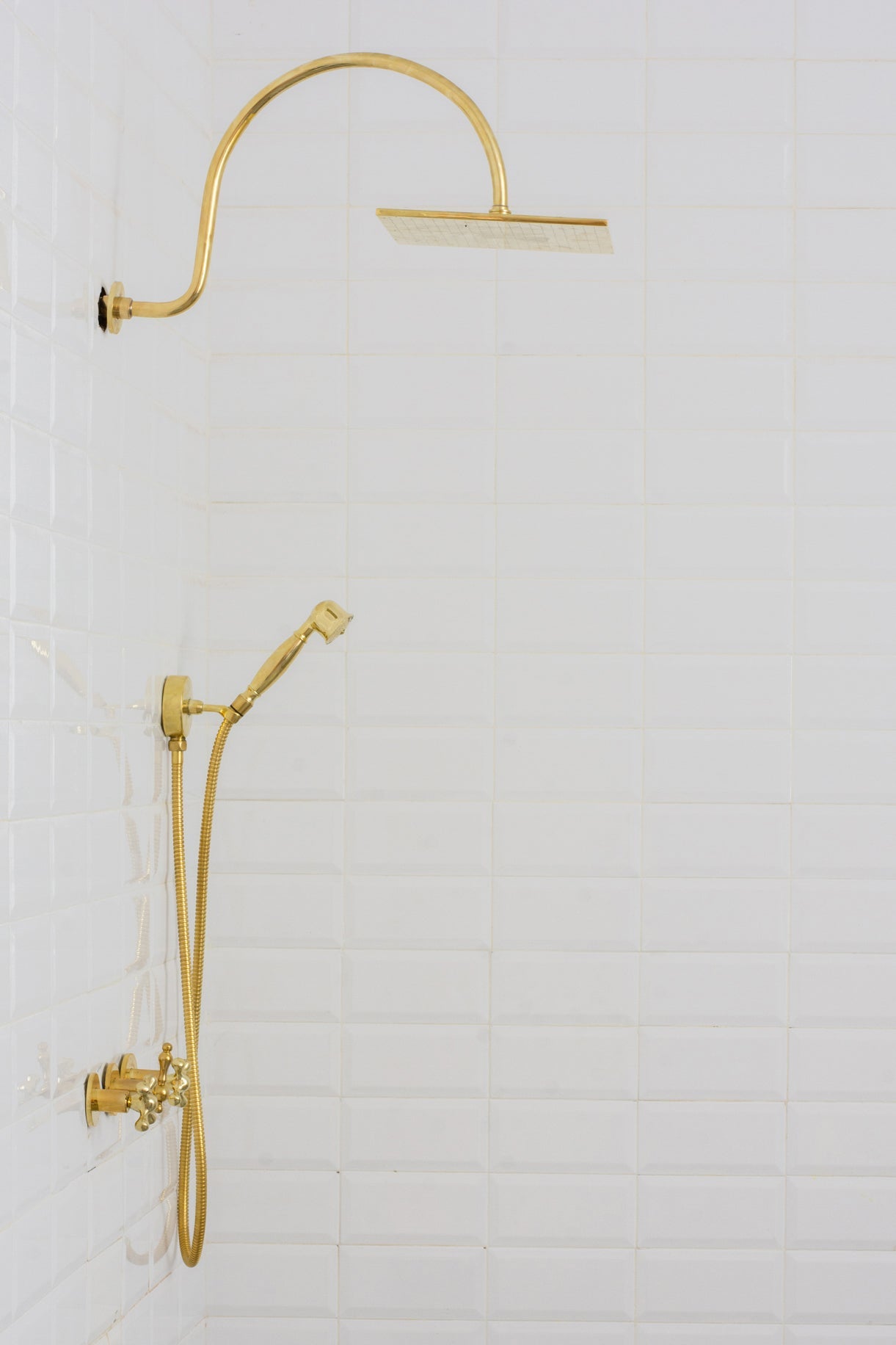 Unlacquered Brass Concealed Shower – Gooseneck Rainfall Arm with Handheld, 2-Outlet Shower System alternate view 10