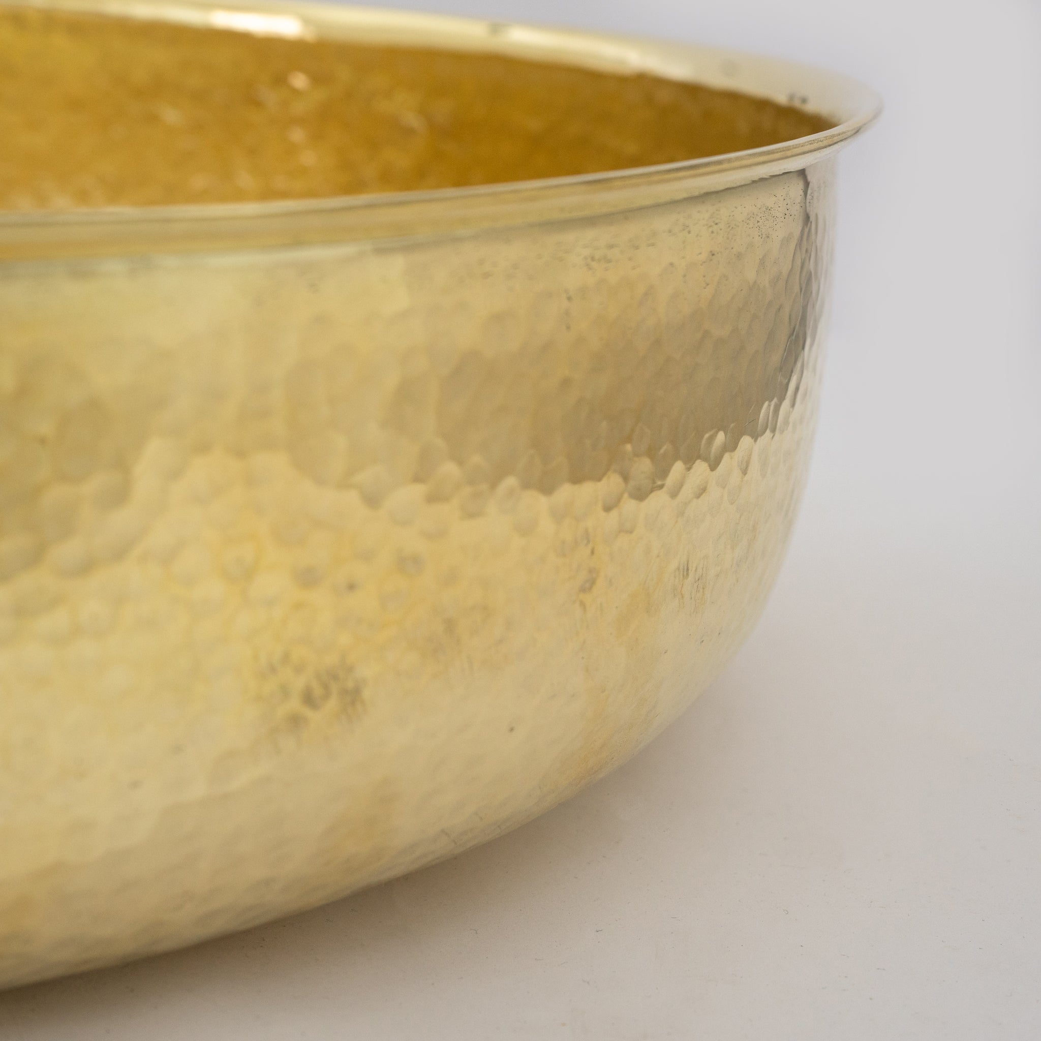 Unlacquered Hammered Brass Countertop Washbasin, Solid Brass Bathroom Vessel Sink alternate view 6